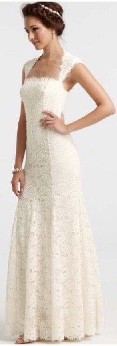 lace-wedding-gown